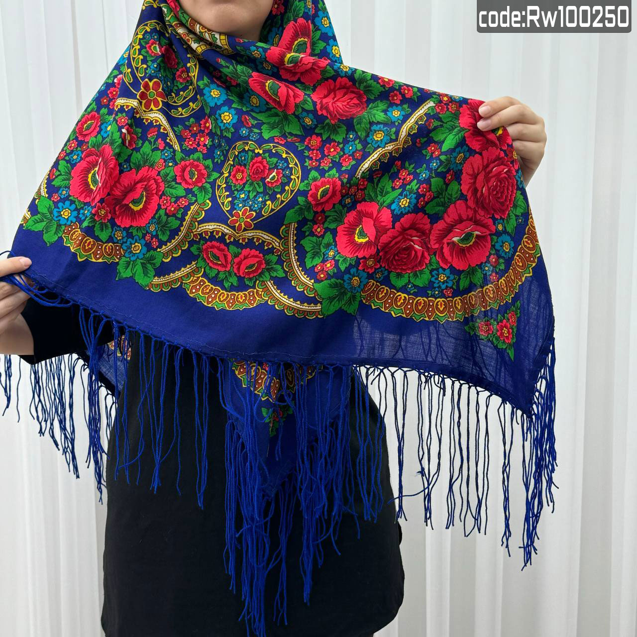 photo_64_2025-08-15_20-30-53 روسری ترکمنی پشمی اصیل کد R100182 - تصویر 1