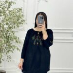 بلوز میخک نخی جلو و آستین گلدوزی
