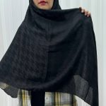 روسری ژاکارد مدل پیچازی دور دست دوز