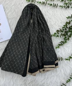 شال طرحدار وارداتی کد 948