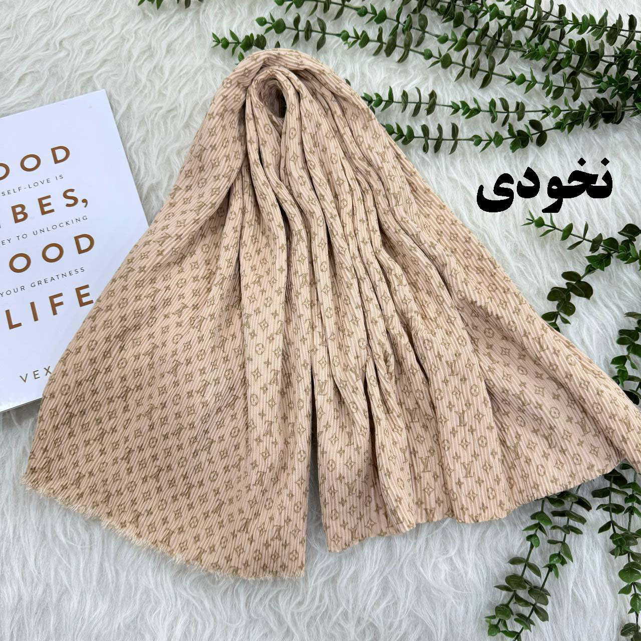 نخودی شال لویی ویتون دور ریش کد 782 - تصویر 1