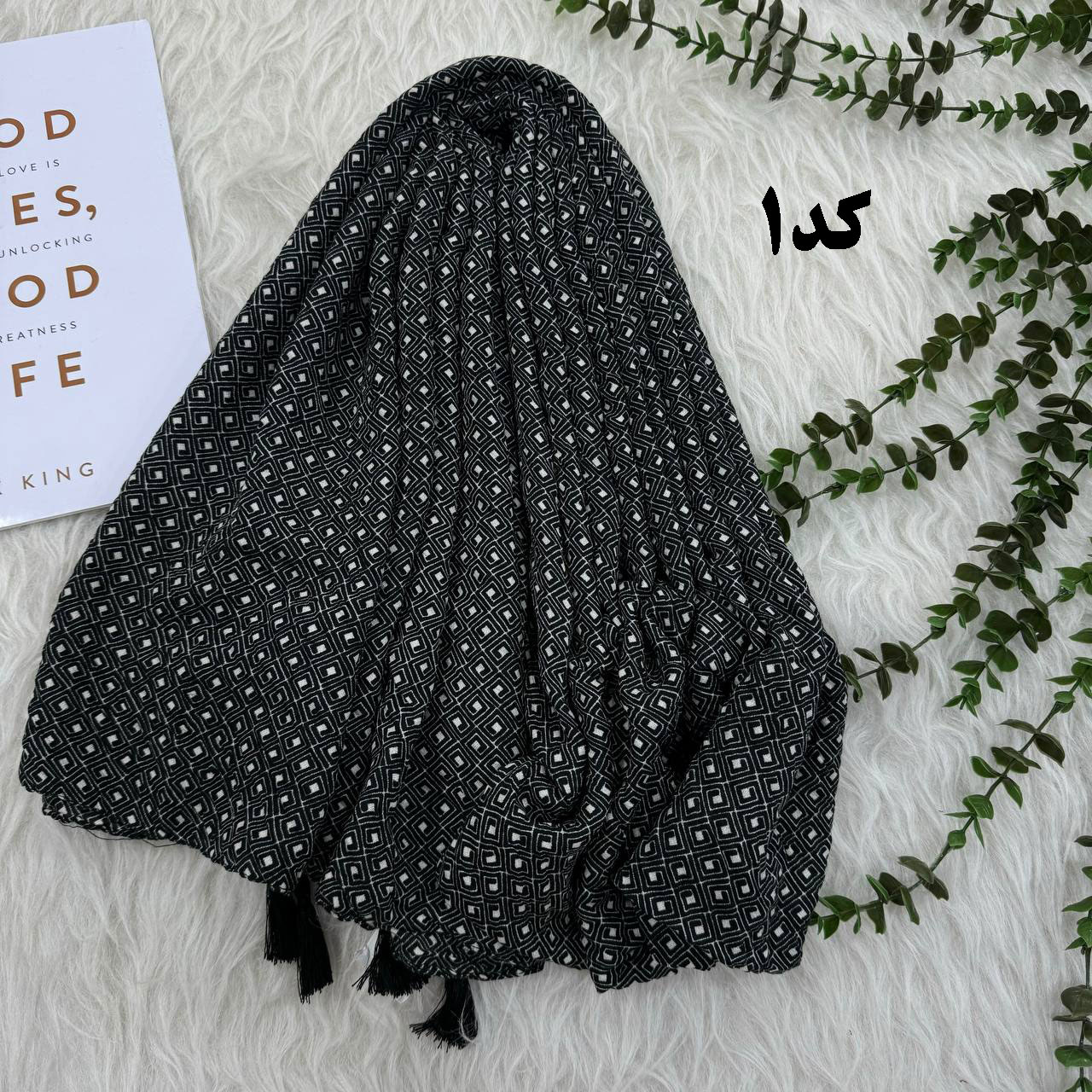 1 شال برشکا طرحدار مدل جیوانچی کد 1349 - تصویر 1