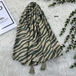 شال طرحدار نخی مدل موج کد 1900